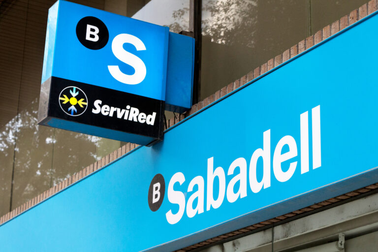 Madrid,,Spain,-,November,3,,2019.,Sabadell,Logo,On,Sabadell's
