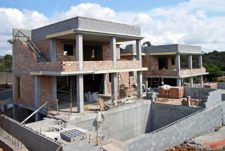 House,Being,Built,In,Spain