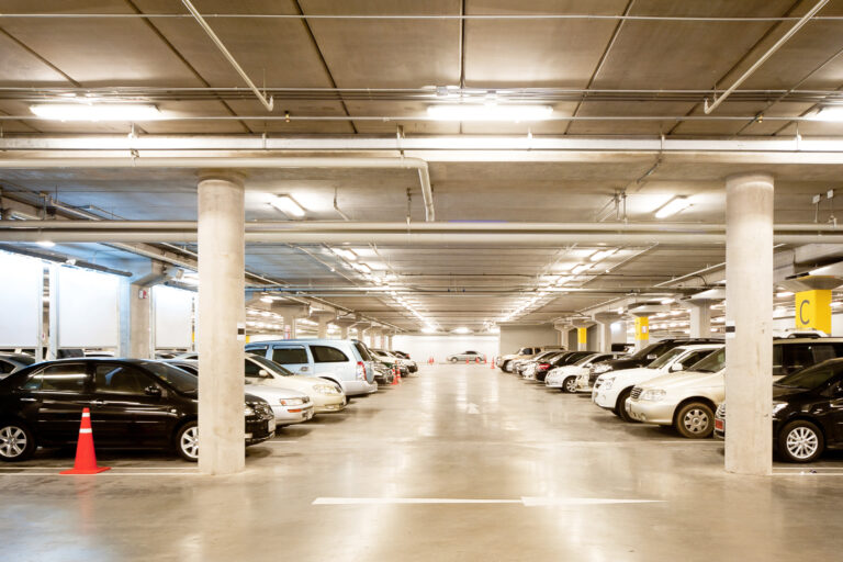 Indoor,Car,Parking/garage