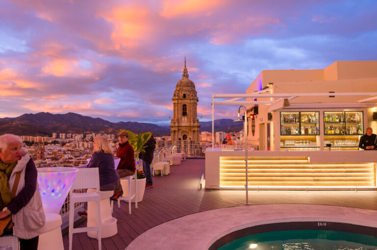 Malaga,,Andalusia/,Spain.,December,15.,2016.,Rooftop,Terrace,With,Pool