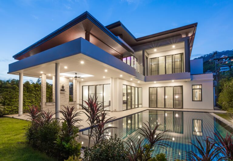 Modern,Luxury,Villa,With,Swimming,Pool