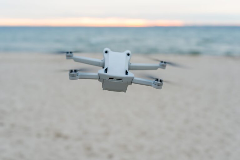 A,Drone,Hovering,On,The,Beach
