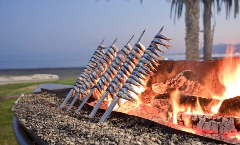Sardine,Thickness,With,Fire,At,Sunset,,Typical,Malaga,City,Mediterranean