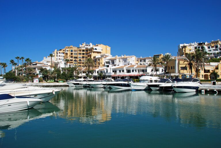 Puerto,Cabopino,,Spain,-,June,7,,2009,-,Motor,Boats
