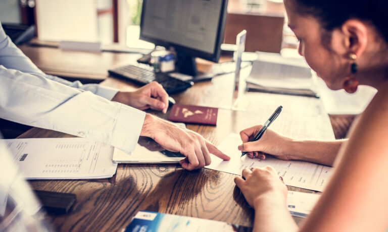 Guests,Checking,In,To,A,Hotel