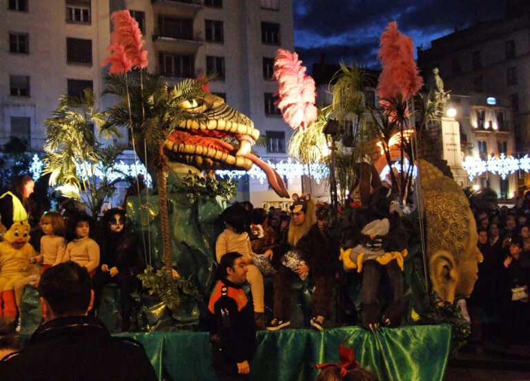 Malaga,,Andalusia,/,Spain,-,01.05.2010:,People,Celebrate,On,The