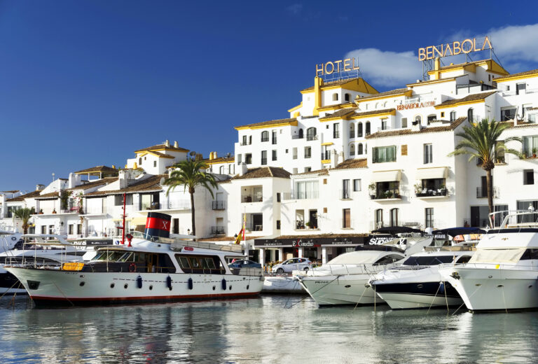 Marina,Of,Puertoo,Banus,-,October,2015,-,Luxurious,Yachts