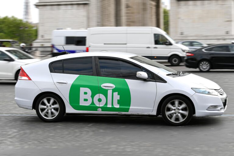 Illustration,Picture,Shows,A,French,Parisian,Cab,Or,Vtc,(bolt)