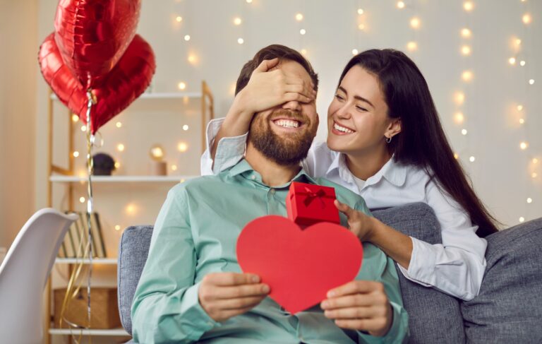 Joyful,Young,Couple,Celebrating,St,Valentine's,Day.,Loving,Woman,Makes