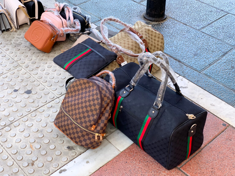 Puerto,Banus,,Malaga/spain,-,08,12,2019:,Fake,Gucci,And