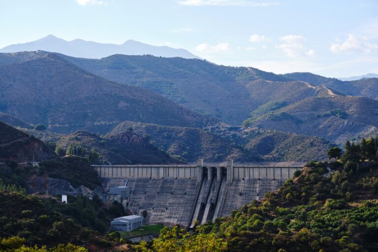 Embalse,De,La,Concepcion,(el,Angel,Reservoir),On,The,Rio