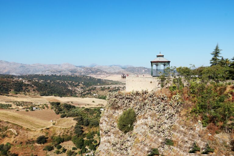 Ronda,Observatory,,Spain.,Hemingway,Road.,Located,On,A,Cliff