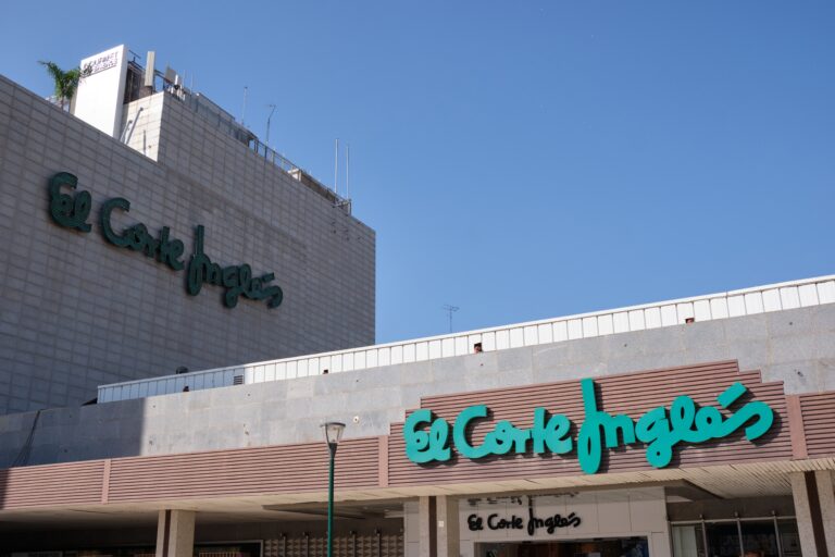 Málaga,,Spain;,October,5,,2023:,El,Corte,Inglés,,Is,The