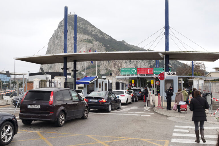 Gibraltar/,United,Kingdom,February,7.,2015.,Cars,And,Pedestrians,Cross