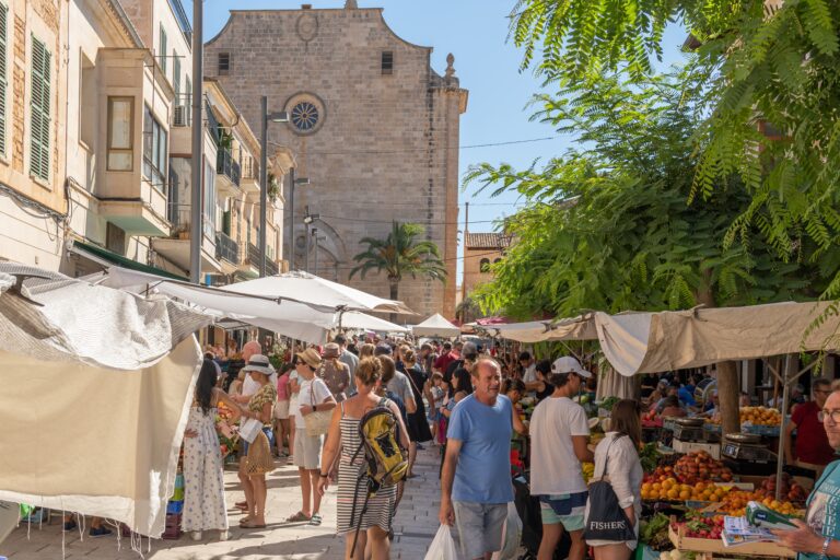 Santanyi,,Spain;,July,09,2022:,Street,Weekly,Market,In,The