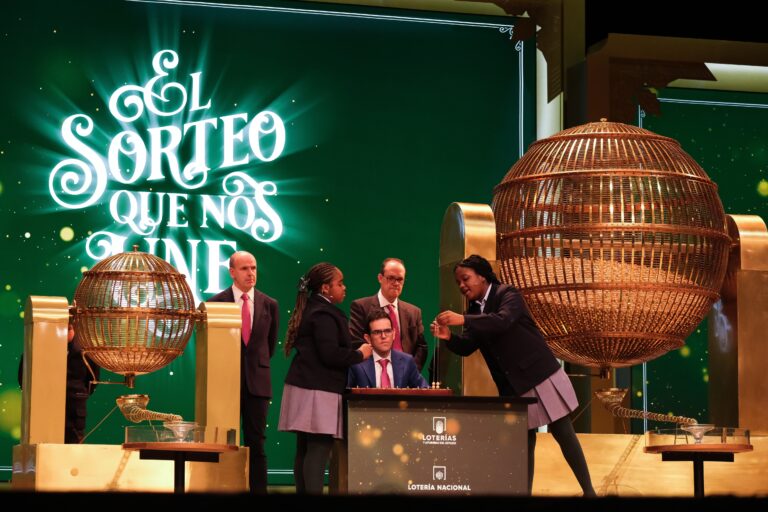 The,Children,Of,San,Ildefonso,Sing,The,Lottery,Balls,With