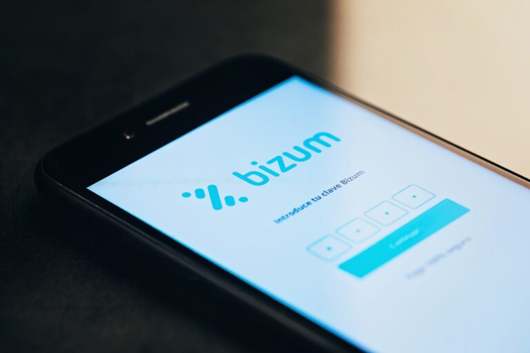 Madrid,,Spain,-,Sept.,5,,2023:,Close,Up,Of,Smartphone