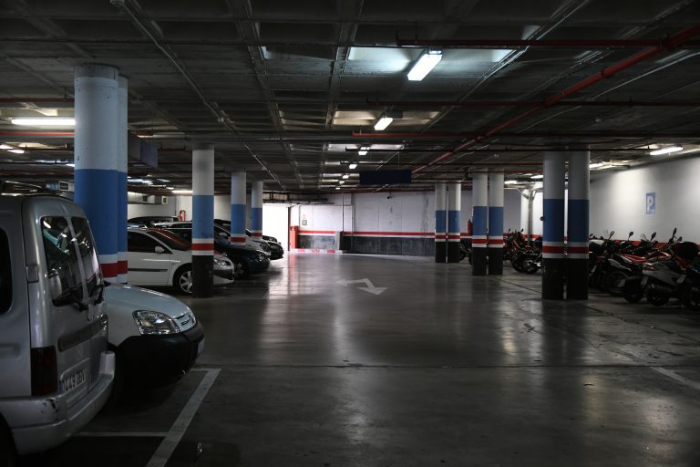 In,A,Parking,Garage,In,La,Nucia,,Alicante,Province,,Costa