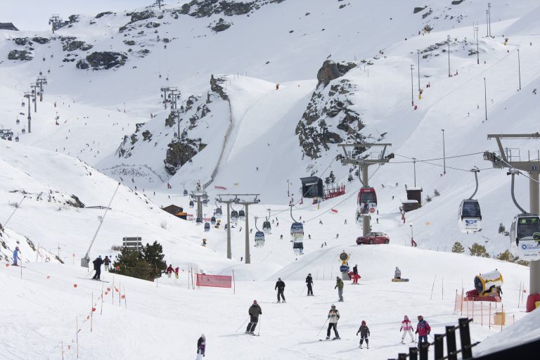 Sierra,Nevada,,Spain,-,February,10:,The,Ski,Resort,Of