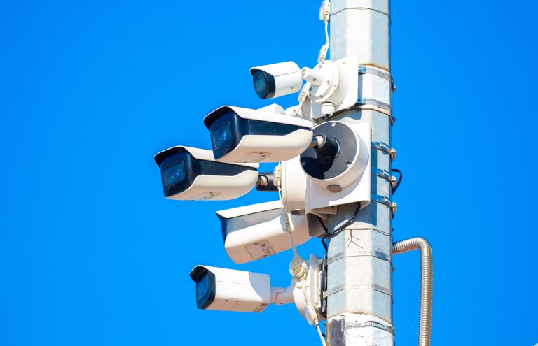 Street,Cctv,Cameras,On,A,Pole.,Multifunctional,Cameras,-,Radars