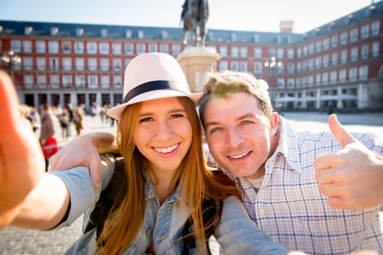 Young,Beautiful,Friends,Tourist,Couple,Visiting,Europe,In,Holidays,Exchange