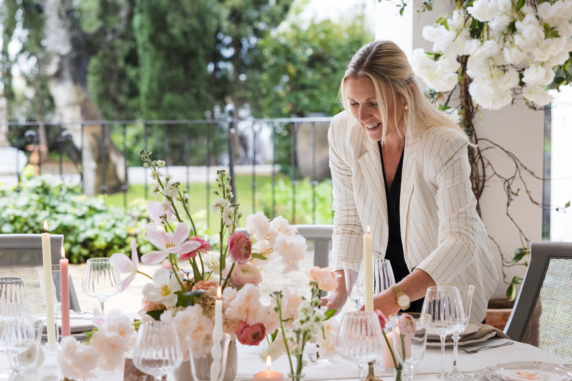 Floralli design – skapar blomstermagi till bröllop och fest