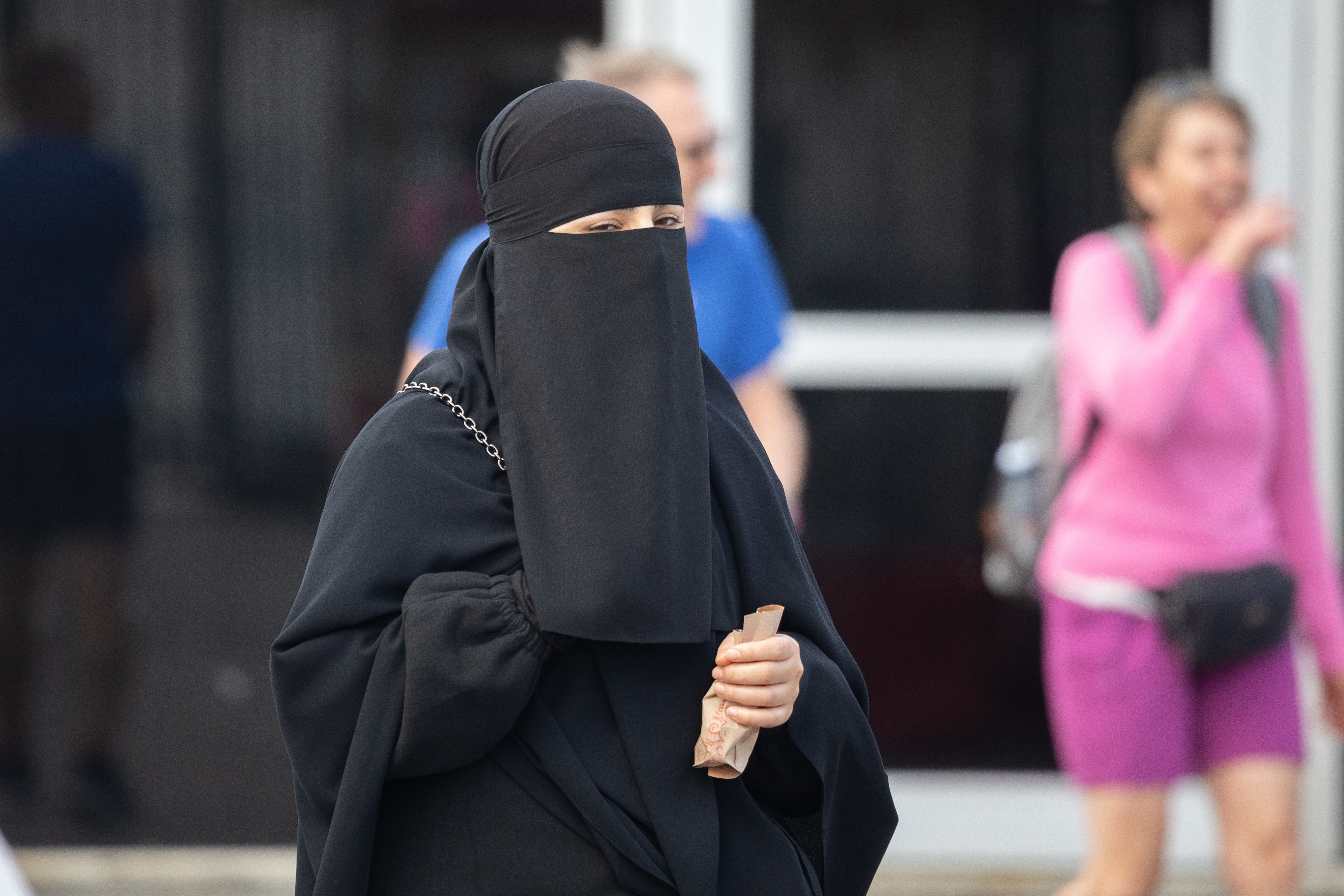 shutterstock_2699308599