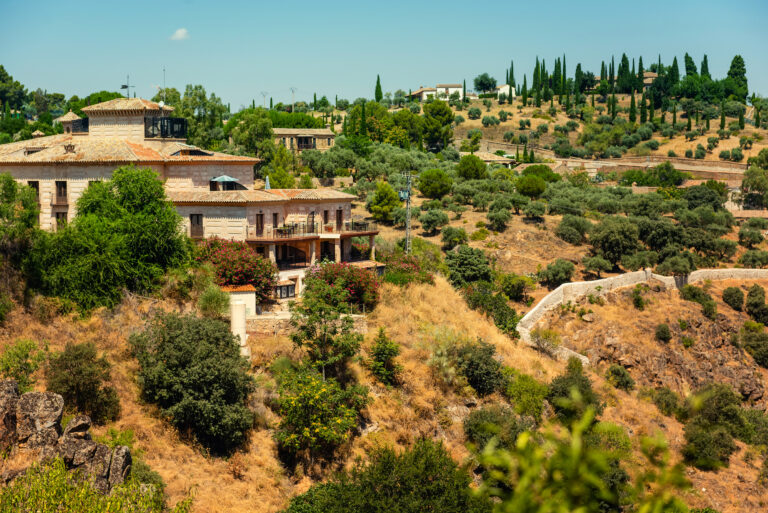 665 500 olagliga bostäder