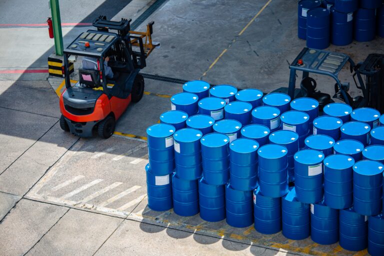 11,5 miljoner fat olja frigörs från spanska reserver