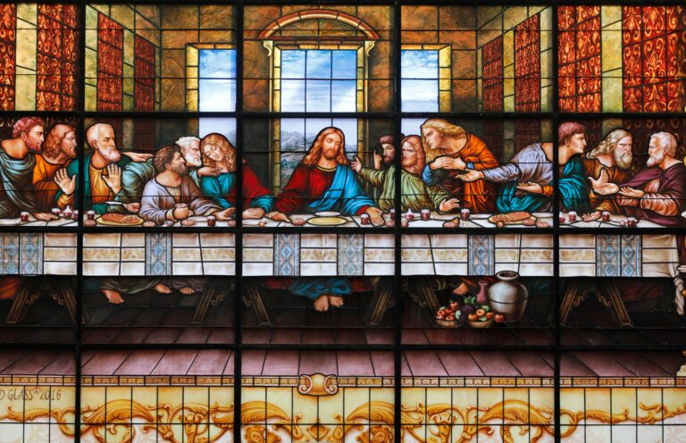 Se passionsspel i gamla stan i Estepona