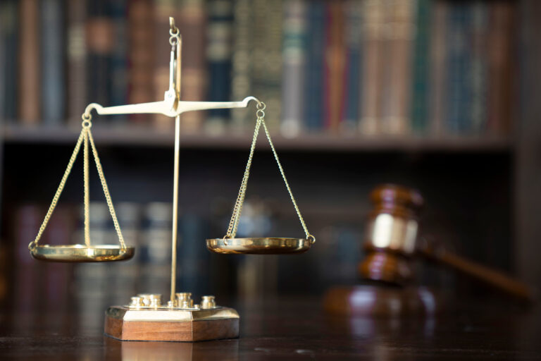 Åtal mot premiärministerns fru