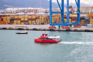 Kryssningspassagerare fördubblas och godstrafiken ökar