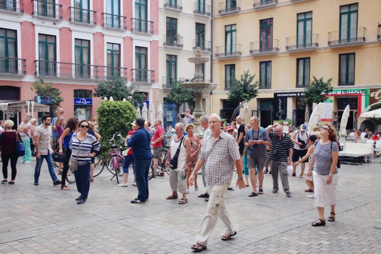 Andalusiens internationella turistintäkter överträffar Kataloniens