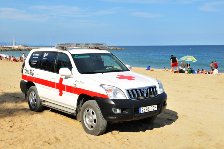 Två utlänningar drunknar på Torrox strand