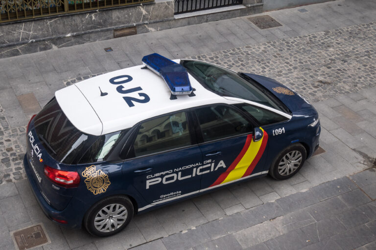 12-åring påkörd, förare flydde