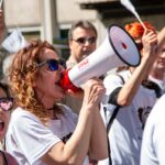 Massiv demonstration mot bostadskrisen