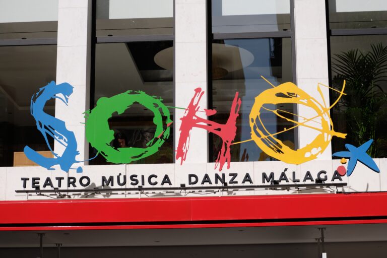 Populära Soho-teatern öppnar butik