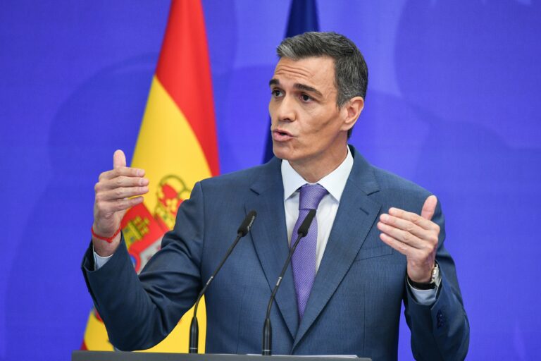 Sánchez öppnar för tidigare val